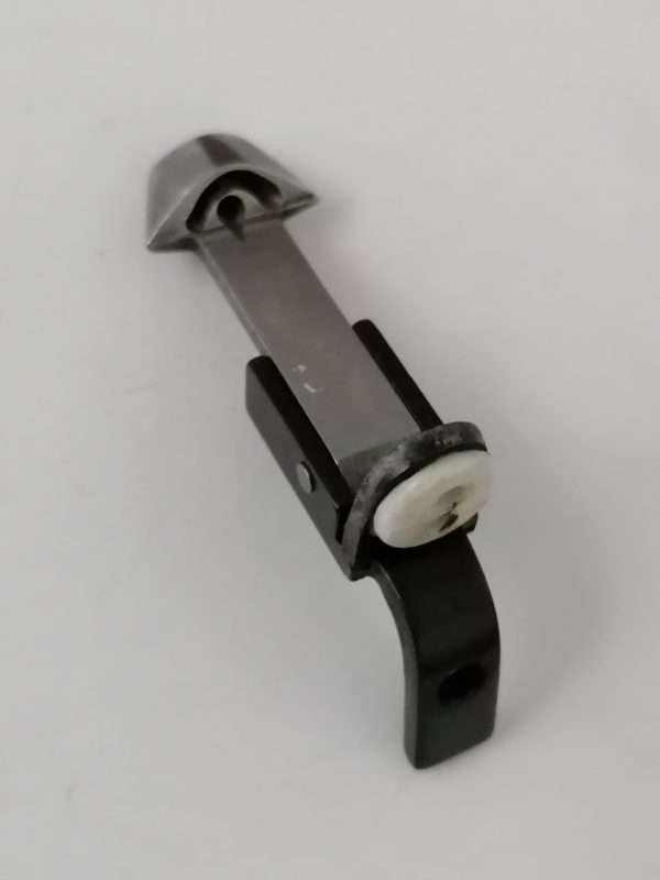 beccuccio vaniser guidafilo macchina maglieria manuale Coppo